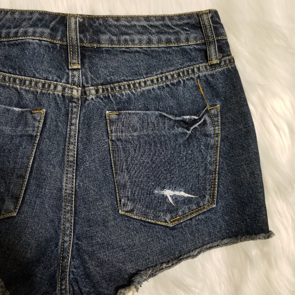 MOSSIMO Short Denim High Rise, with Ripped. - Picture 9 of 11